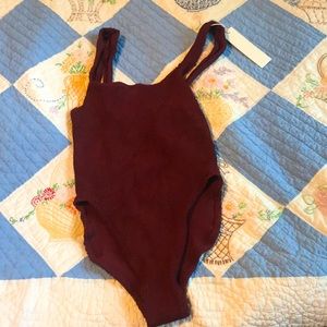 Youswim aplomb one piece garnet -NWT